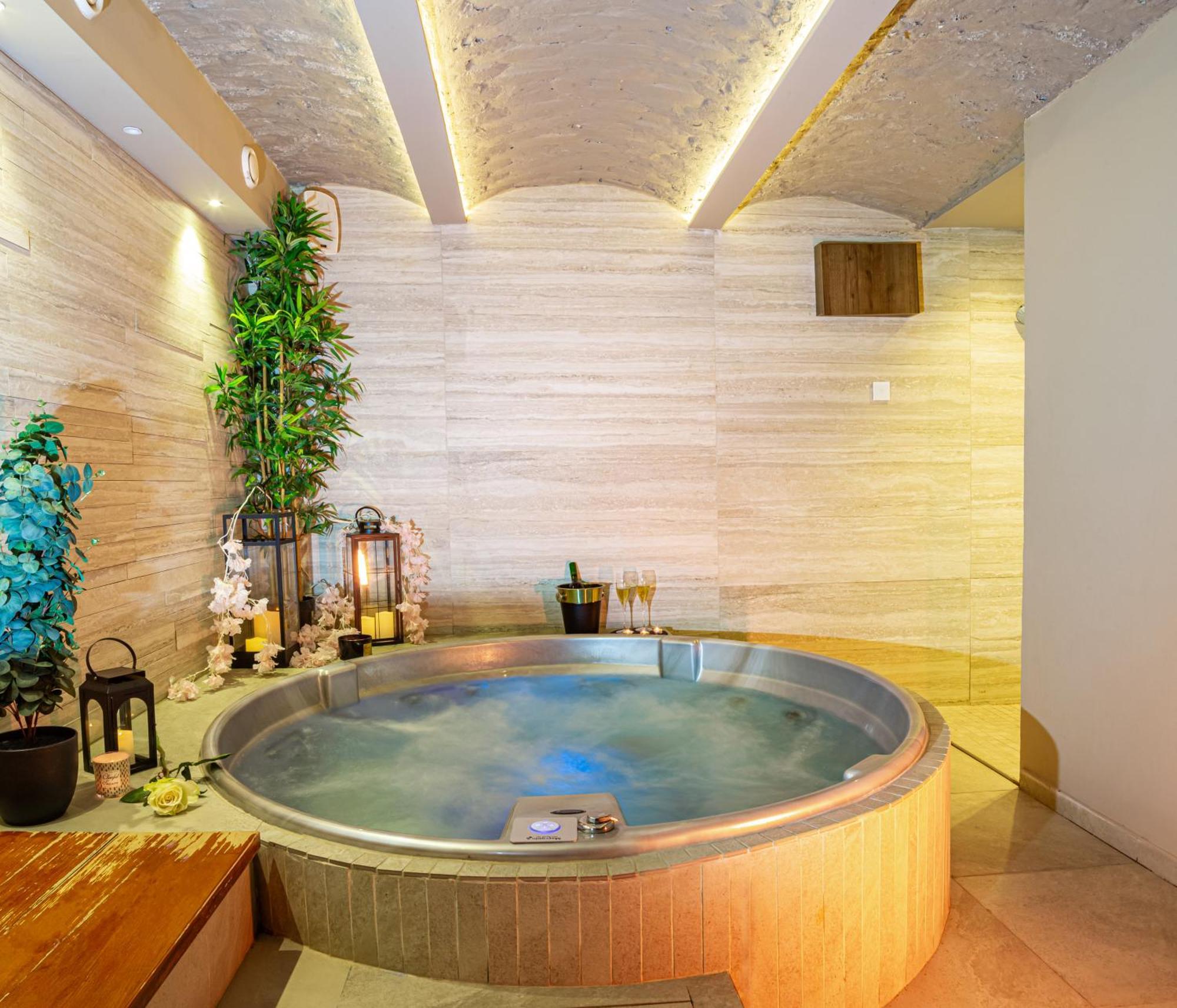 Venus Apartment With Jacuzzi And Sauna - City Center Belgrad Zewnętrze zdjęcie